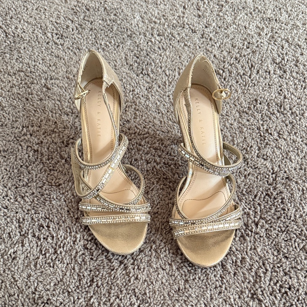 Kelly & Katie Glittering Gold Heels